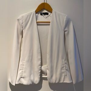 ❗️LAST CHANCE! DONATING SOON ‼️Zara Cape Blazer